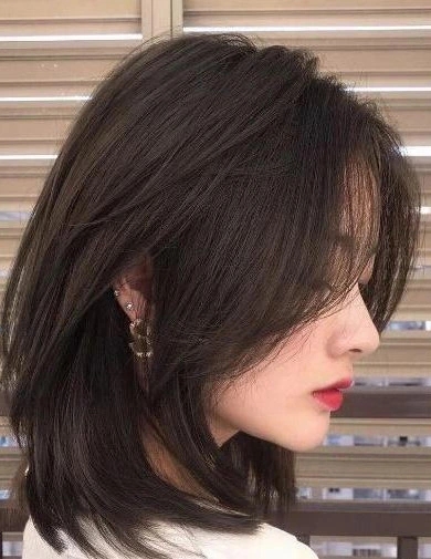 1636767560124681.jpg 发型女.webp.jpg